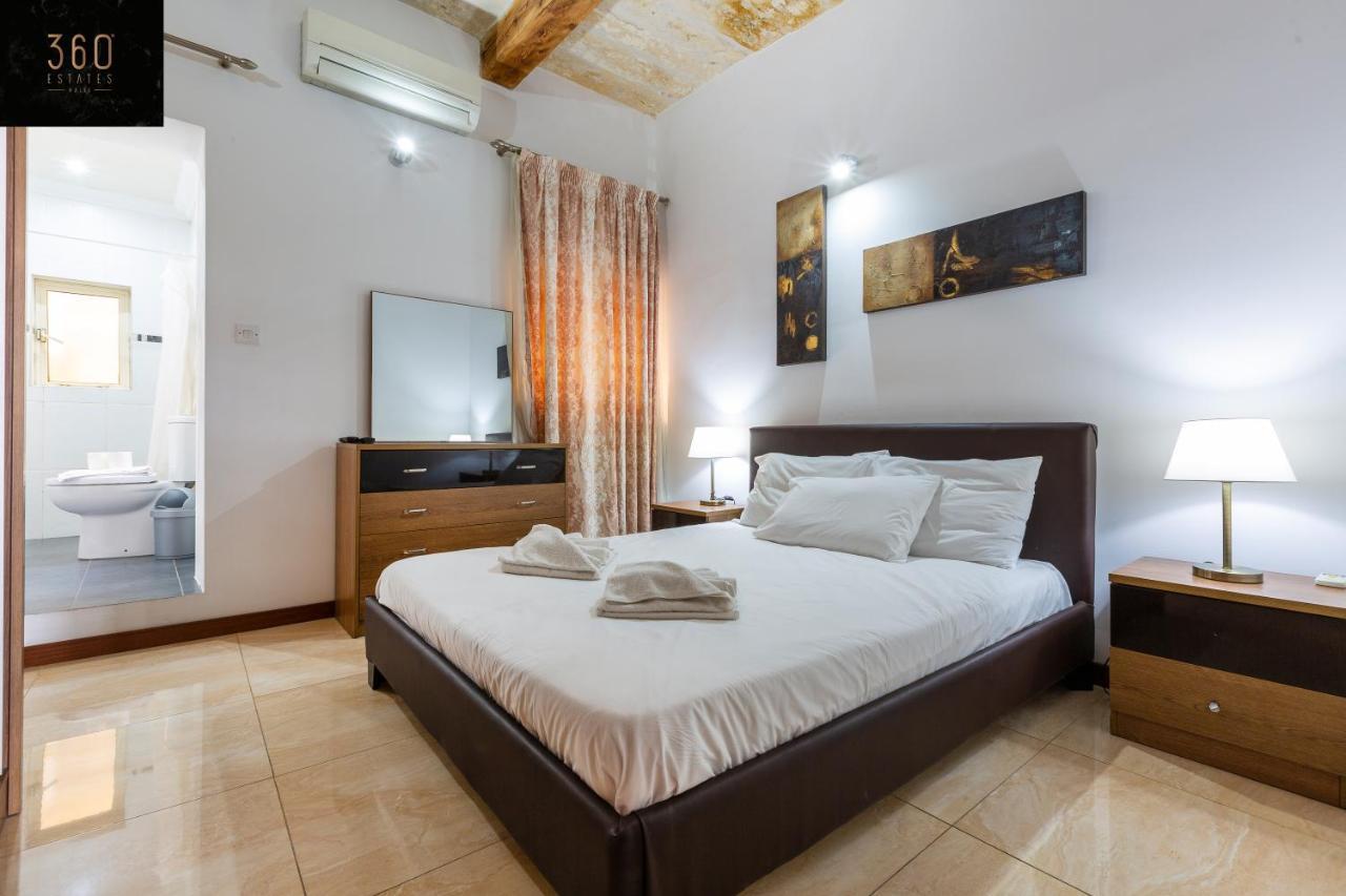 Seafront - Top Location, Top Floor With Wifi & Ac By 360 Estates Valletta Exterior photo